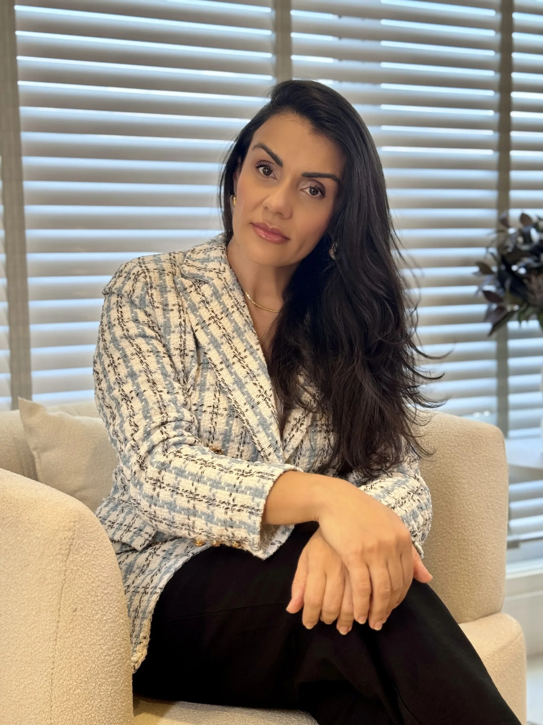Dra. Leanna Feitosa, tricologista em Fortaleza